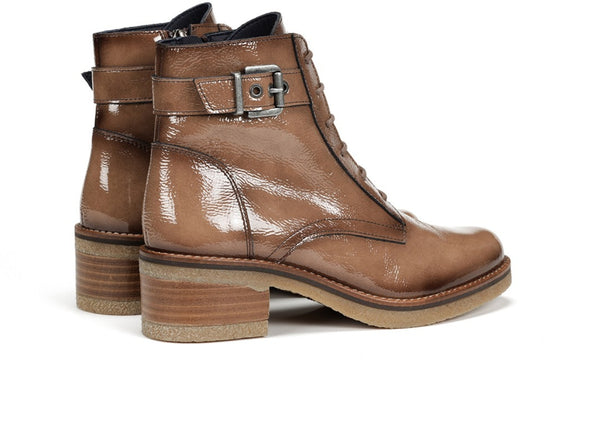 Fluchos Dorking D8686 Lucero in Brown upper 1 view