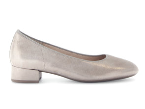 Gabor 61.421.62 Betty in Dune. Low block heel slip on court shoe with subtle metallic shimmer. Outer view