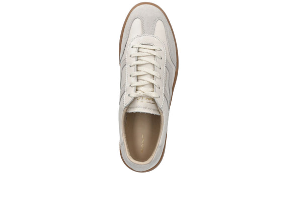 Gant Cuzima 30531953 G29 - White. Laced retro sneaker with a gum sole, leather and suede top view. 