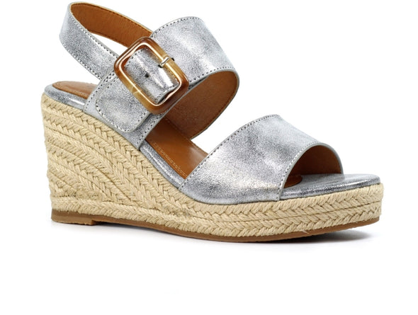 Lunar Rochester JLH507-Grey metallic wedge sandals with double straps and buckles, resting on a woven platform, upper view