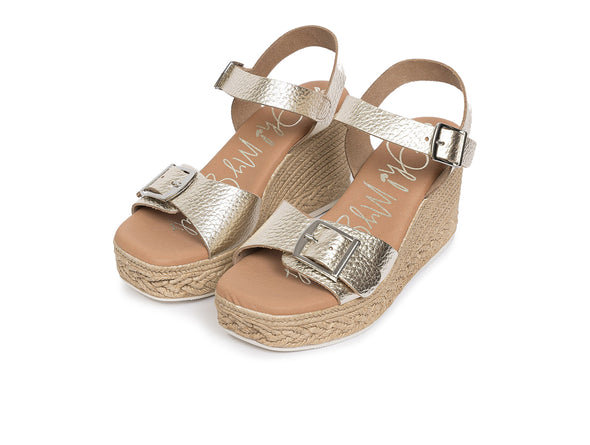 Oh My Sandals 5459 Minerva in Gold upper view